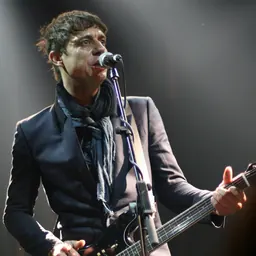 Portrait of Jamie Hince