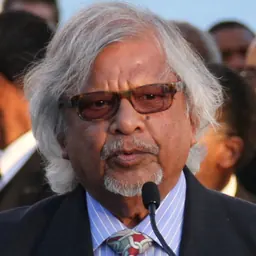 Portrait of Arun Manilal Gandhi