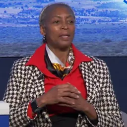 Portrait of Nonkululeko Nyembezi-Heita