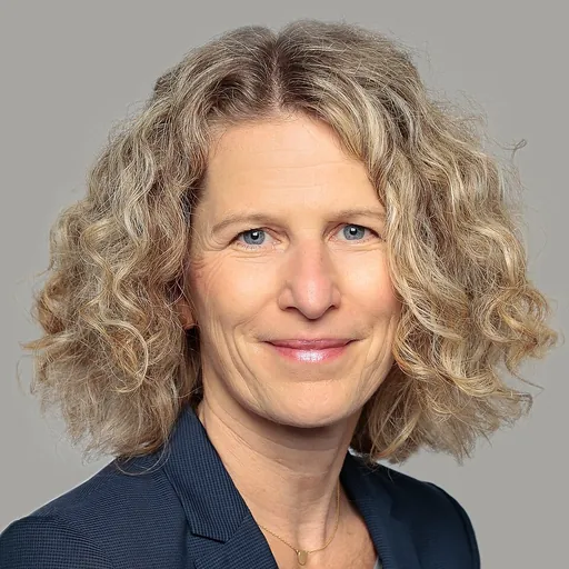 Portrait of Sabine Fischer