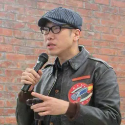 Portrait of Derek Kwok