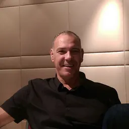 Portrait of Shimon Amsalem