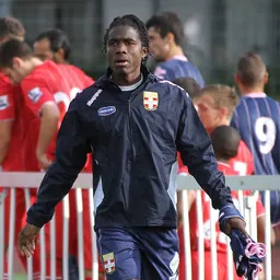 Portrait of Eric Tié Bi