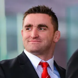 Portrait of Huw Bennett