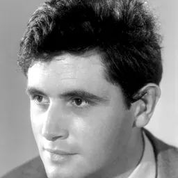 Portrait of Victor Lanoux