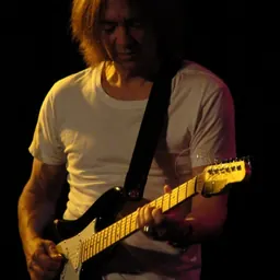 Portrait of Wayne Krantz