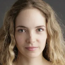 Portrait of Laura Weissbecker