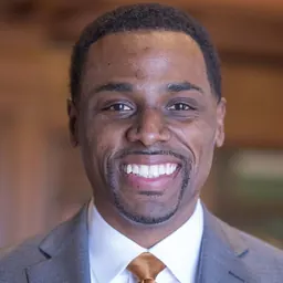 Portrait of Daron Roberts