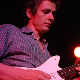 Portrait of Dean Wareham