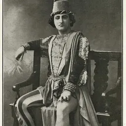 Portrait of Dinh Gilly