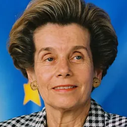 Portrait of Christiane Scrivener