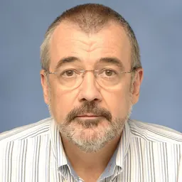 Portrait of Peter Cave