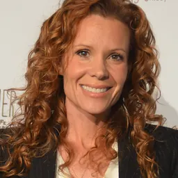 Portrait of Robyn Lively