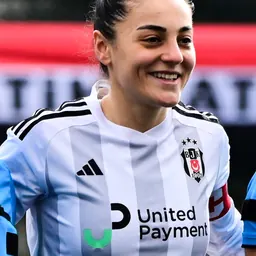 Portrait of Didem Karagenç