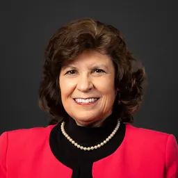 Portrait of Cindy Golding