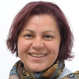 Portrait of Annamária Vicsek