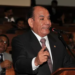 Portrait of Daniel Lozada