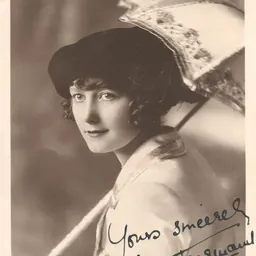 Portrait of Ivy Tresmand