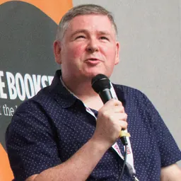 Portrait of Darren O'Shaughnessy