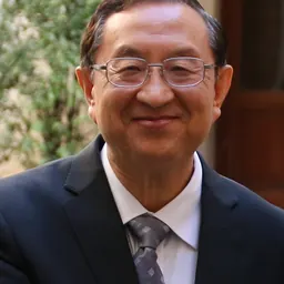 Portrait of Luo Shugang