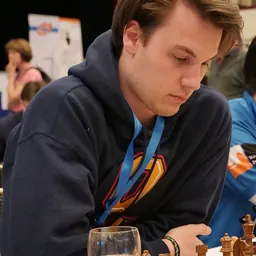 Portrait of Robin van Kampen