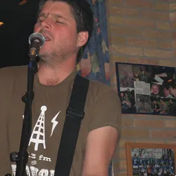 Portrait of Chris Knight