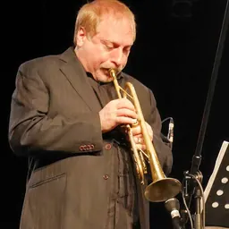 Portrait of David Weiss
