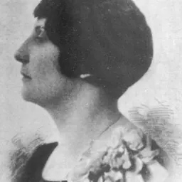 Portrait of Viola Klaiss