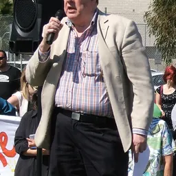 Portrait of Leon Byner