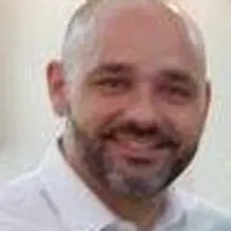 Portrait of Márcio Pacheco