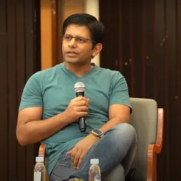 Portrait of Akash Banerjee