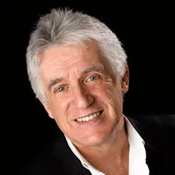 Portrait of Peter Karrie