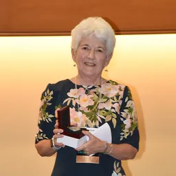 Portrait of Kay Behrensmeyer
