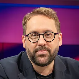Portrait of Paul Ronzheimer