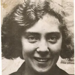 Portrait of Tosia Altman