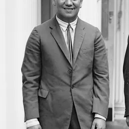 Portrait of Warren Kealoha