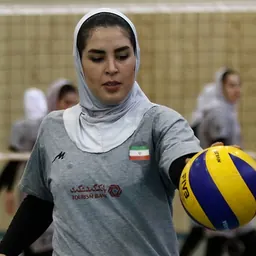 Portrait of Neda Chamlanian