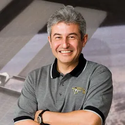 Portrait of Marcos Pontes