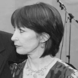 Portrait of Kathy Etchingham