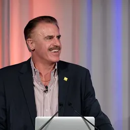Portrait of Ron Magill