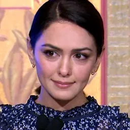 Portrait of Nazanin Boniadi