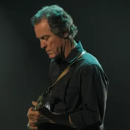 Portrait of Greg Leisz
