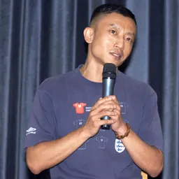 Portrait of Yang Ya-che