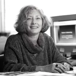 Portrait of Elaine Ron