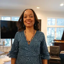 Portrait of Toyin Spellman-Diaz