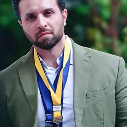 Portrait of Mohsin Nawaz