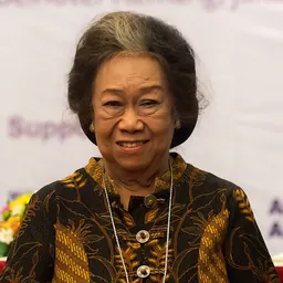 Portrait of Toeti Heraty