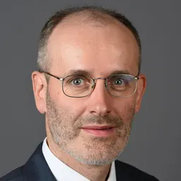Portrait of Martin Trefzer