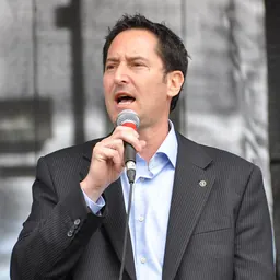Portrait of Michael Applebaum