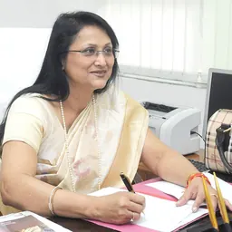 Portrait of Ranee Narah